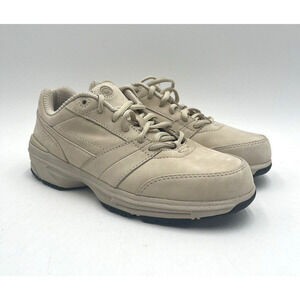 NEW Brooks SYNERGY 2 Women's Athletic Sneaker Tan US Size 5.5 B No Box